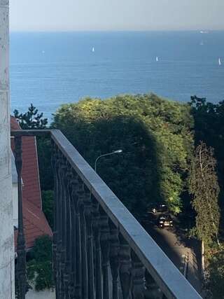 Апартаменты VIP appartment Morskay 8а, 5 minutes walk from otrada beach Одесса Апартаменты с 2 спальнями-47